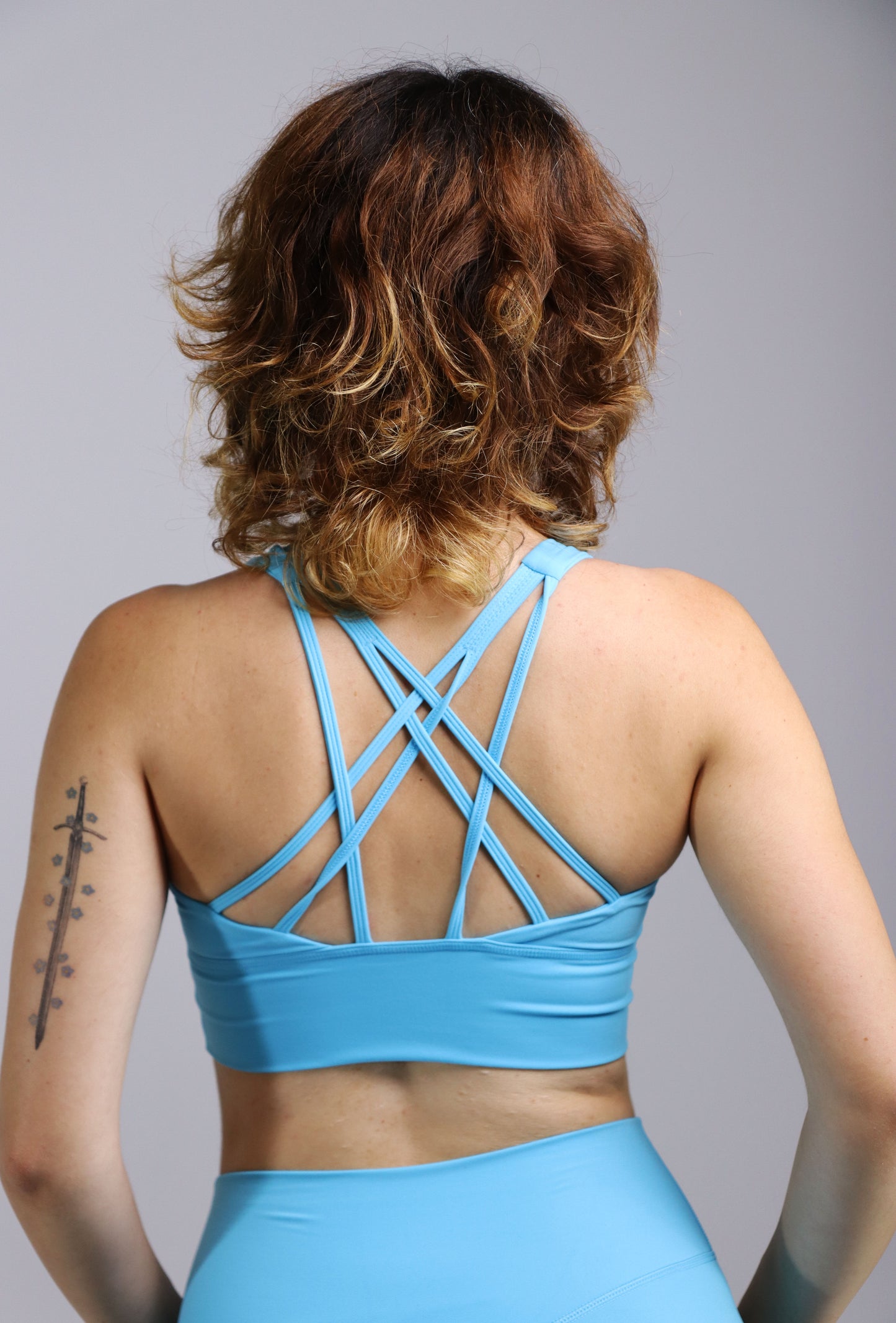 KIGE Cross Back Sports Bra